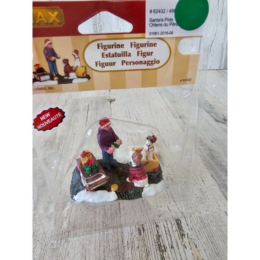 Lemax Santa's pets dog sleigh puppies elf people accessory village new